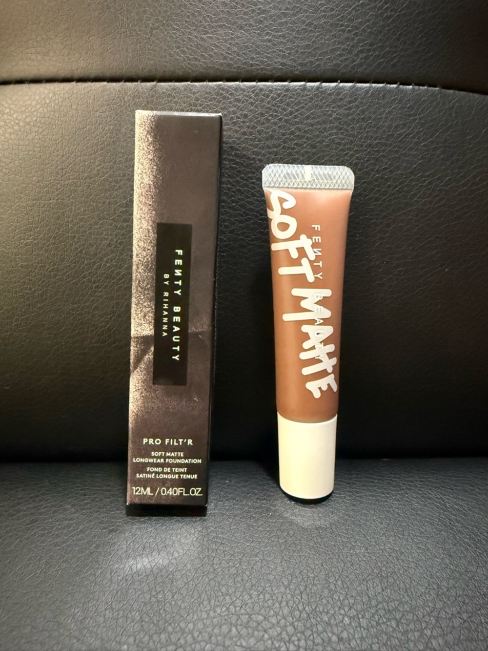 Fenty Beauty Soft Matte Foundation Tube - Warm Brown